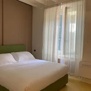 Fifty Eight Brera Apartment Milan